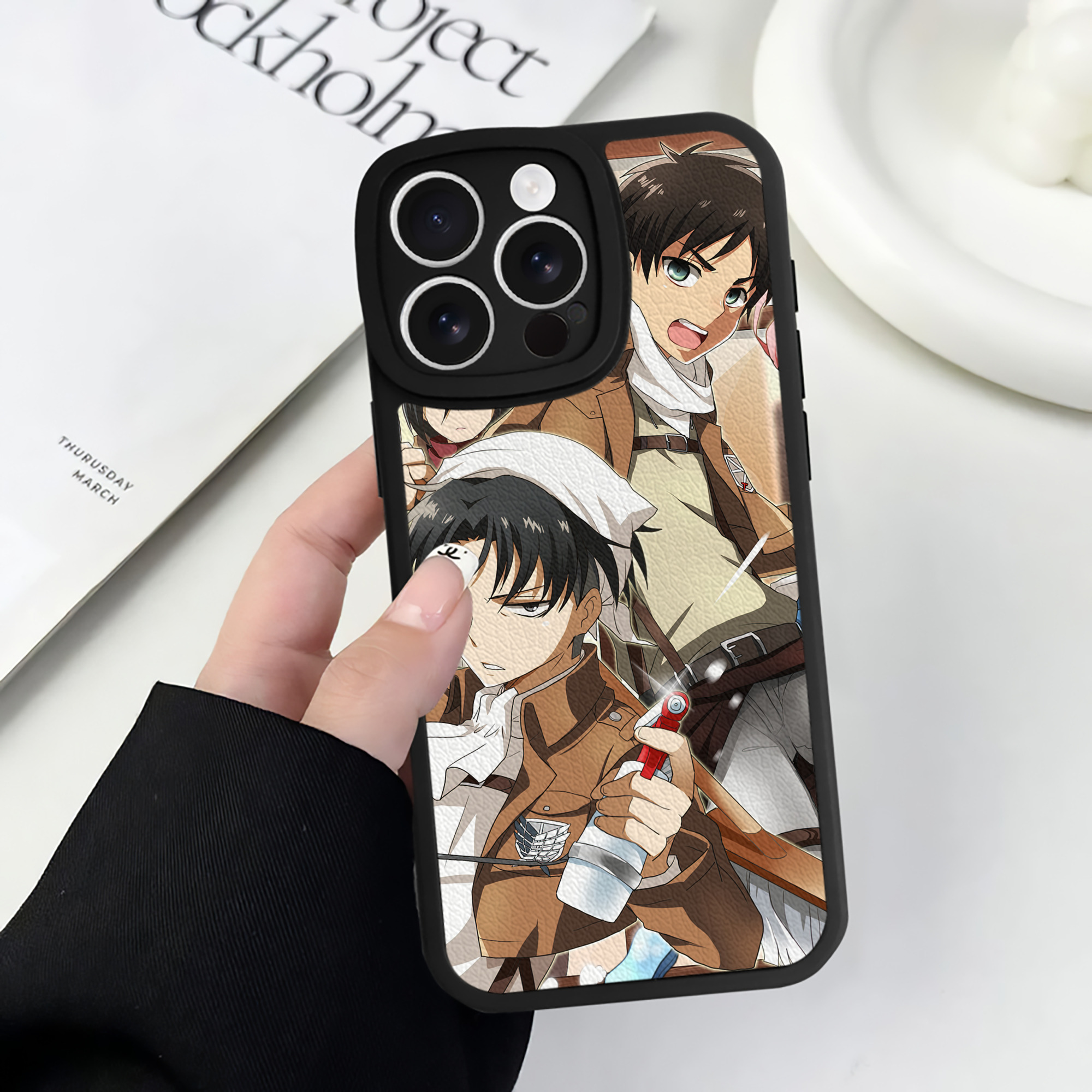 （画像用） 進撃の巨人 Attack on Titan 【iPhone 16シリーズ対応】シリコンスマホケース（レザー調） 材質：シリコン